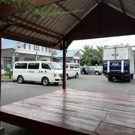 Homestay Hj Esmon Parit Raja Uthm Batu Pahat Exterior photo